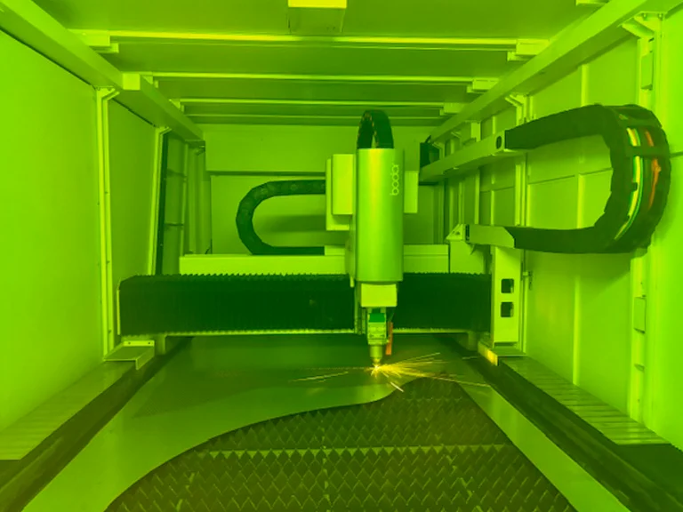 BARAN SAS Constructions Métalliques - machine découpe laser